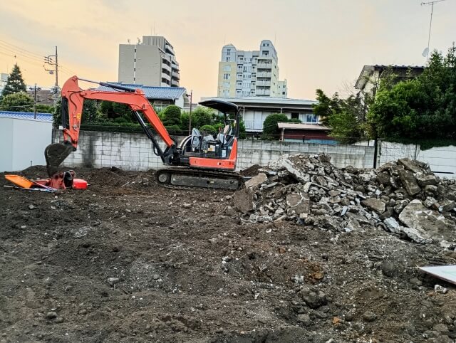 土地売却のための工事の様子