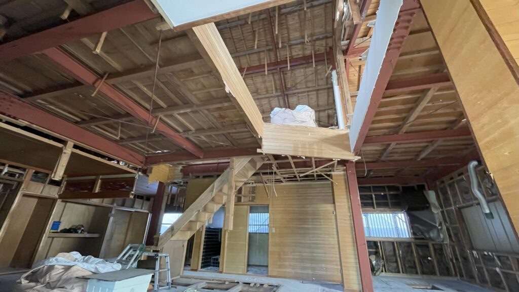 戸建て住宅の内装解体の様子